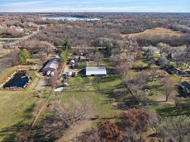 4917 Wayside Drive, Mchenry, IL 60051