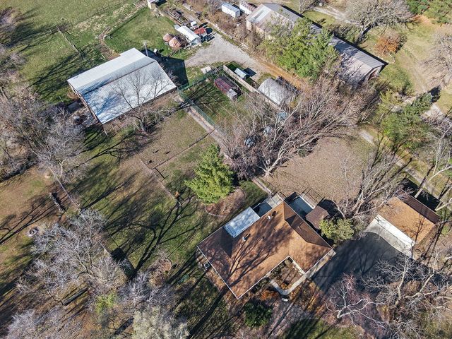 4917 Wayside Drive, Mchenry, IL 60051