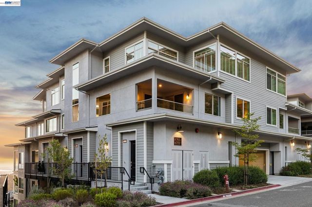 6767 SKYVIEW DRIVE, Oakland, CA 94605