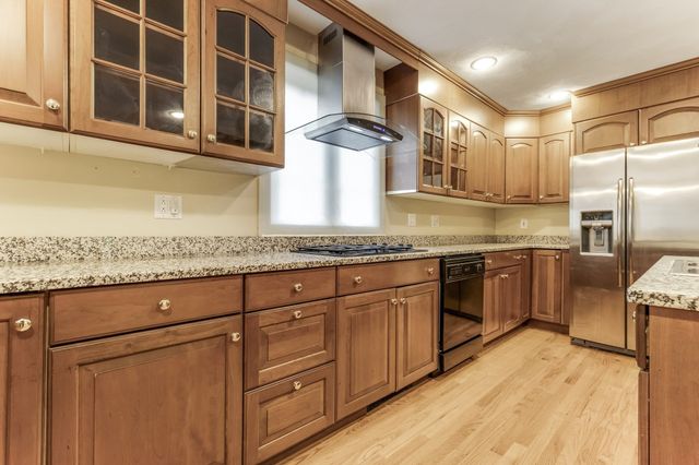 3 Avalon Ct., Methuen, MA 01844