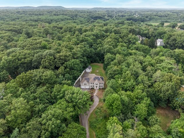 3 Avalon Ct., Methuen, MA 01844