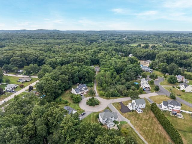 3 Avalon Ct., Methuen, MA 01844