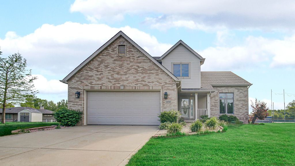 11616 Barberry Court, St. John, IN 46373