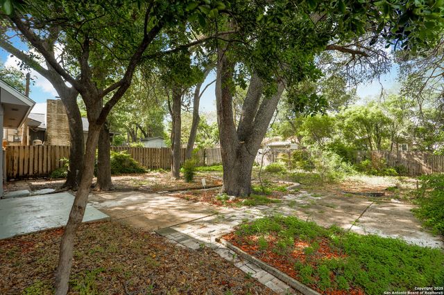10406 Greenbay, San Antonio, TX 78230