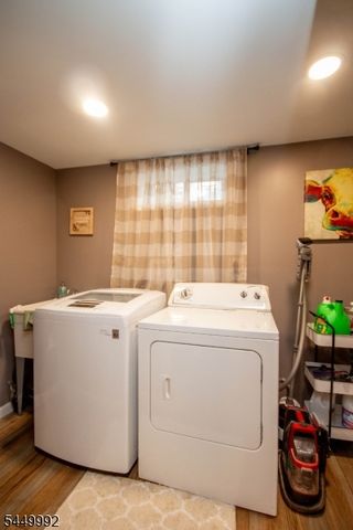 4 Birch Dr, Newton Town, NJ 07860