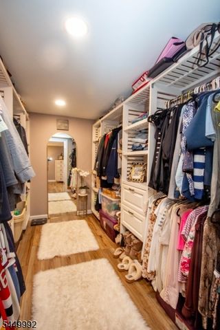 4 Birch Dr, Newton Town, NJ 07860