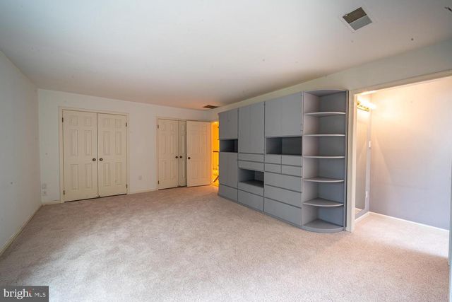 1197 WINTER HUNT RD, Mclean, VA 22102