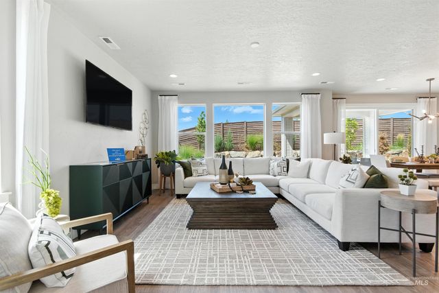 5947 W Parachute Dr, Meridian, ID 83646