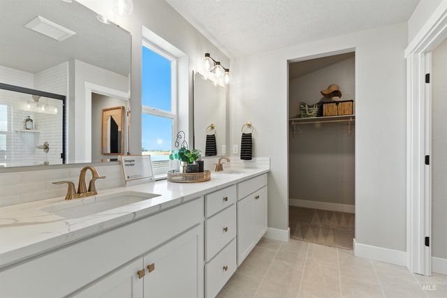 5947 W Parachute Dr, Meridian, ID 83646