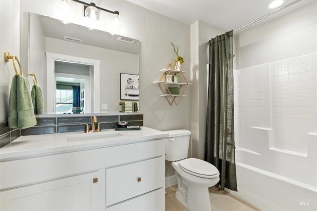 5947 W Parachute Dr, Meridian, ID 83646