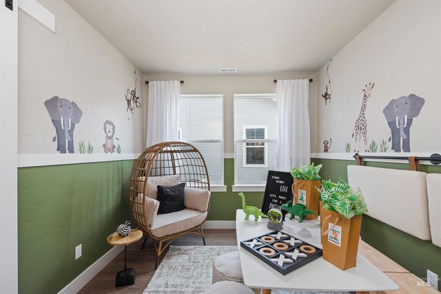 5947 W Parachute Dr, Meridian, ID 83646