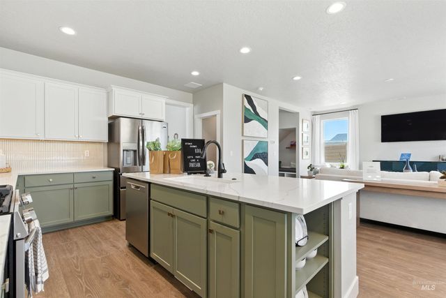 5947 W Parachute Dr, Meridian, ID 83646