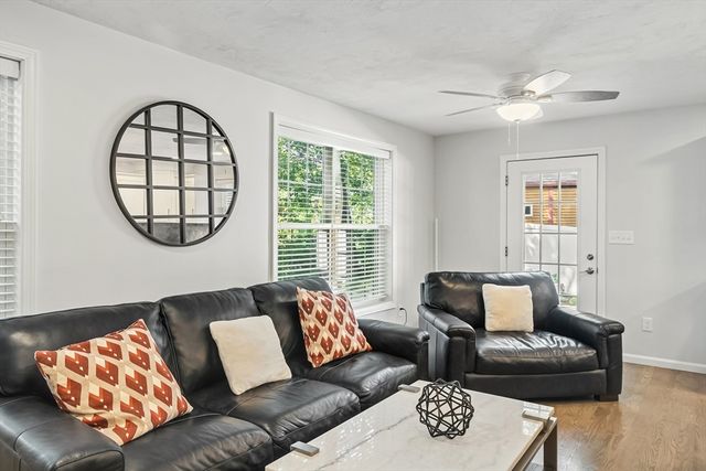 33 Phalanx St, Tyngsborough, MA 01879