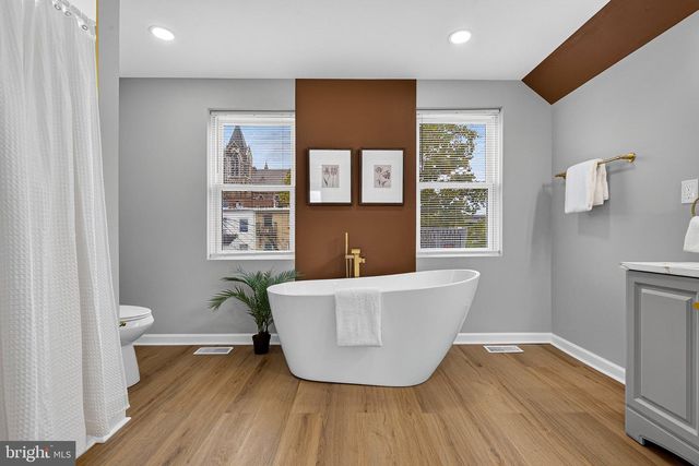 946 W FRANKLIN ST, Baltimore, MD 21223