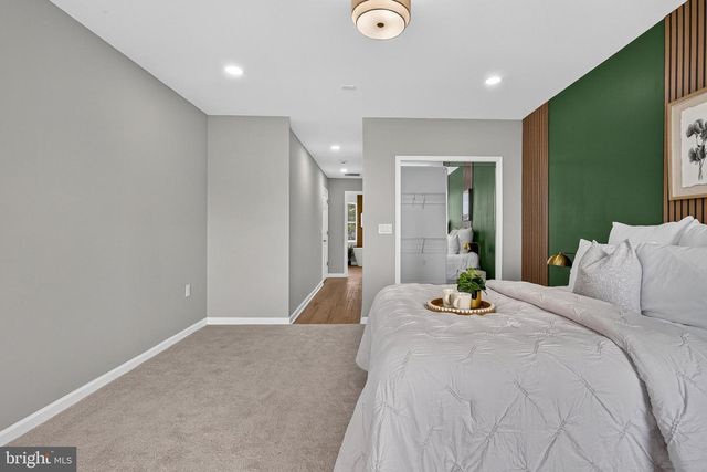 946 W FRANKLIN ST, Baltimore, MD 21223