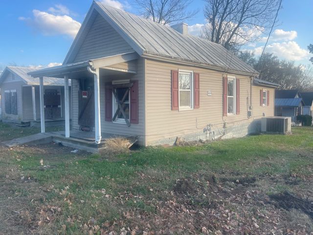2016 Bessie St, Springfield, TN 37172