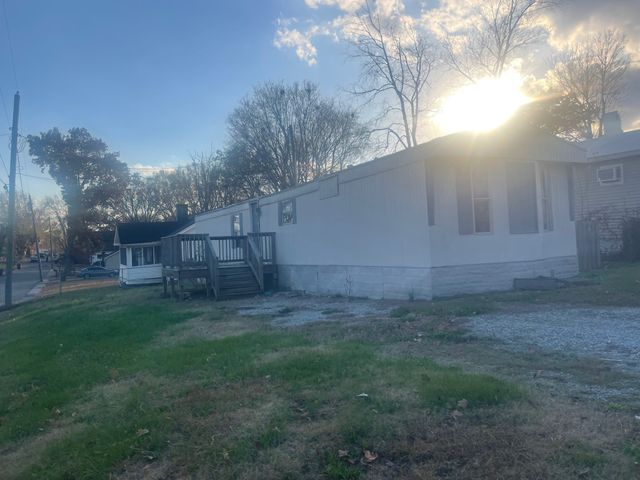 2016 Bessie St, Springfield, TN 37172