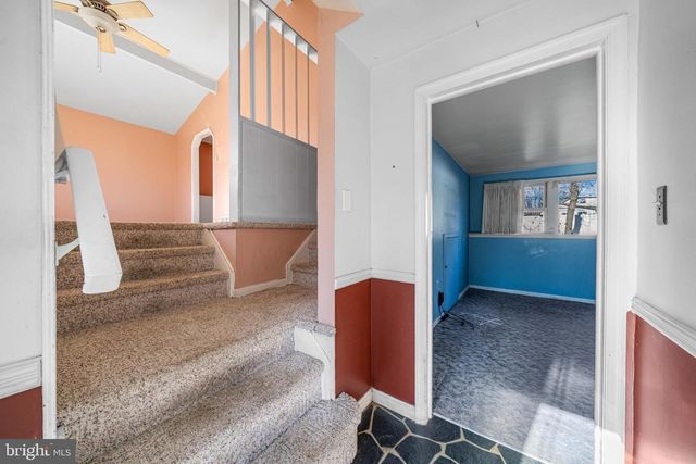 2407 MCCAWBER DR, Wilmington, DE 19808