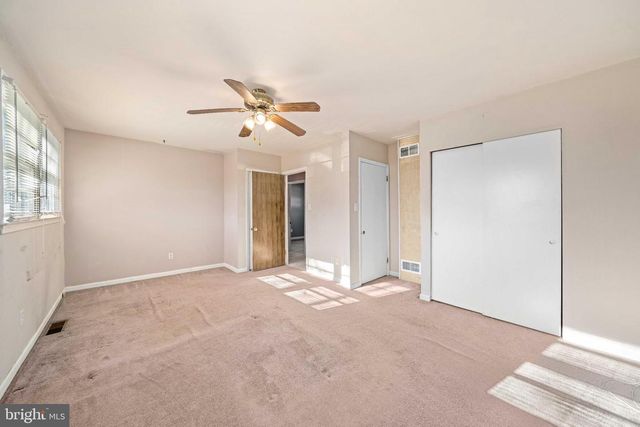 2407 MCCAWBER DR, Wilmington, DE 19808