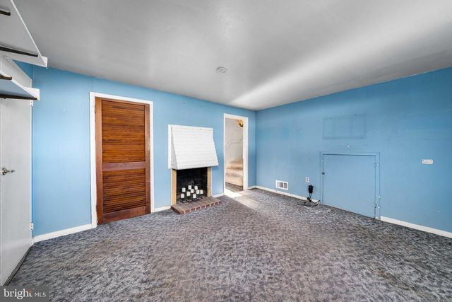 2407 MCCAWBER DR, Wilmington, DE 19808