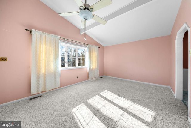 2407 MCCAWBER DR, Wilmington, DE 19808