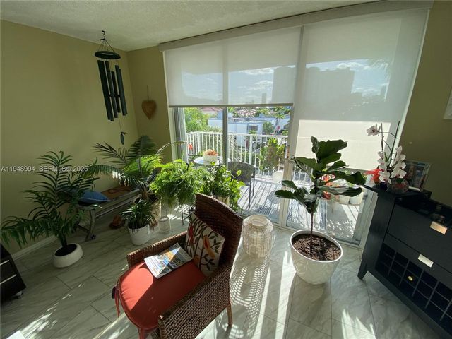 2851 NE 183rd Street 303E, Aventura, FL 33160