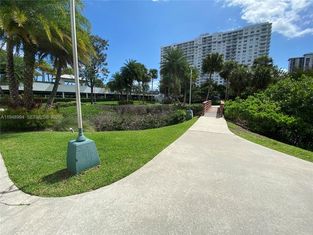2851 NE 183rd Street 303E, Aventura, FL 33160