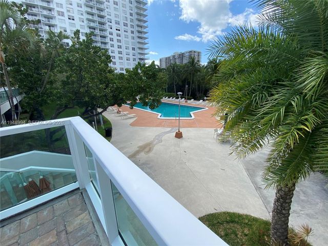 2851 NE 183rd Street 303E, Aventura, FL 33160
