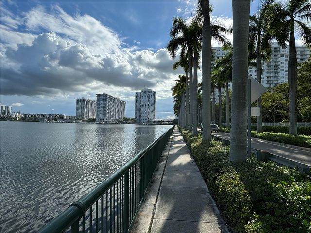 2851 NE 183rd Street 303E, Aventura, FL 33160