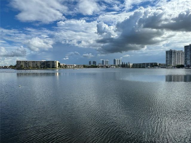 2851 NE 183rd Street 303E, Aventura, FL 33160