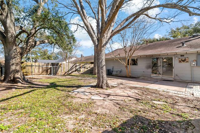 7410 Londres Drive, Houston, TX 77083