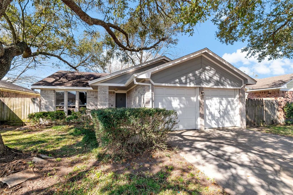 7410 Londres Drive, Houston, TX 77083