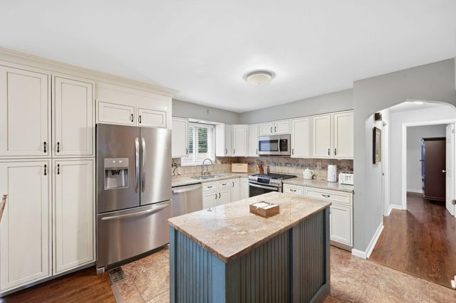 920 Sunglow, Villa Hills, KY 41017