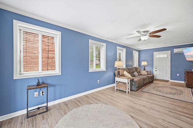 920 Sunglow, Villa Hills, KY 41017