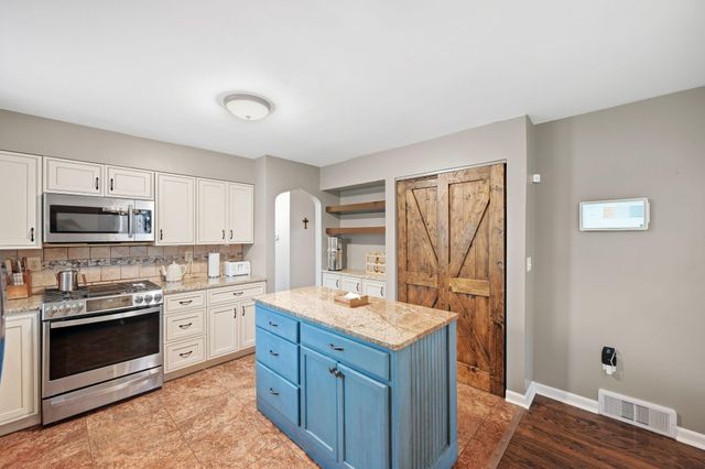 920 Sunglow, Villa Hills, KY 41017