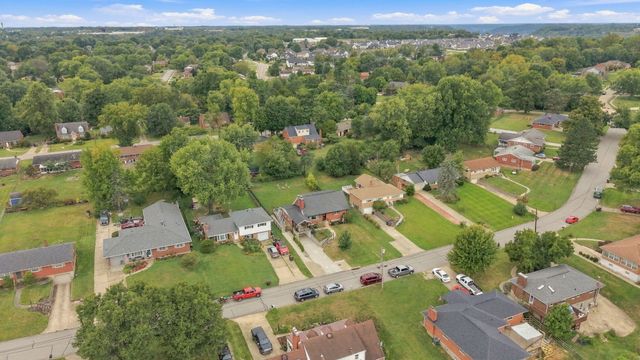 920 Sunglow, Villa Hills, KY 41017