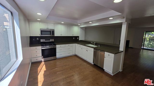 1018 6th Street C, Santa Monica, CA 90403