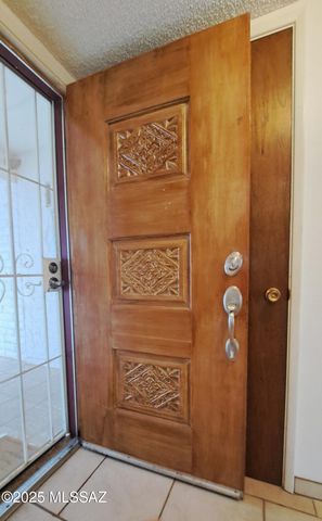 904 E Christmas Tree Lane, Pearce, AZ 85625