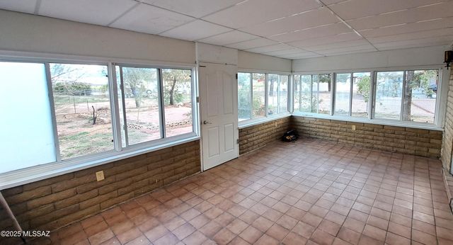 904 E Christmas Tree Lane, Pearce, AZ 85625