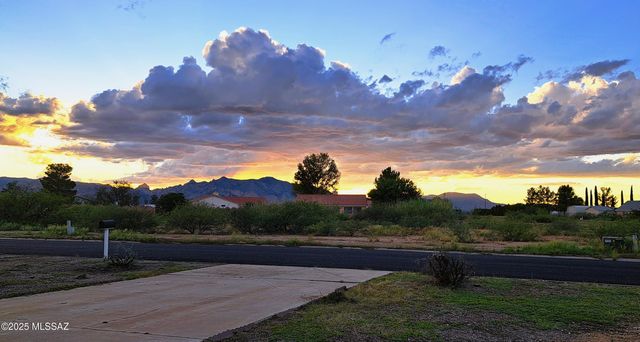 904 E Christmas Tree Lane, Pearce, AZ 85625