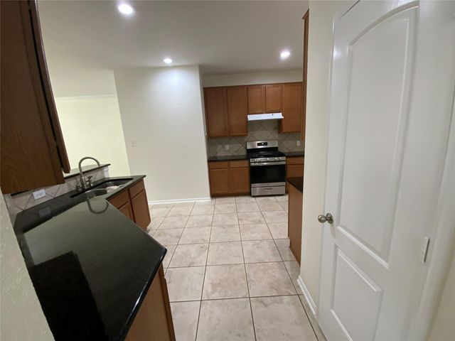 18523 Each Elm Way, Houston, TX 77084