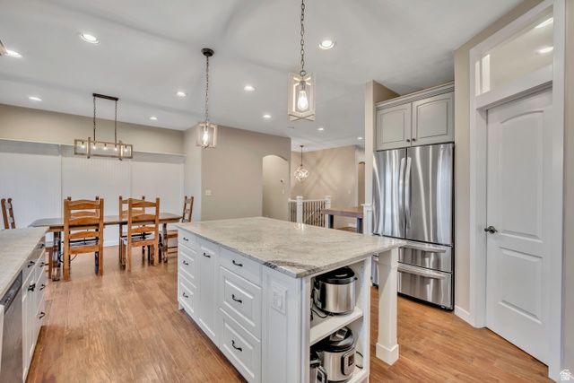 6337 W LONE ROCK RD, Highland, UT 84003