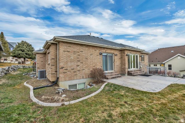 6337 W LONE ROCK RD, Highland, UT 84003
