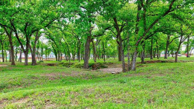 3504 Stealth Run, Hurst, TX 76054