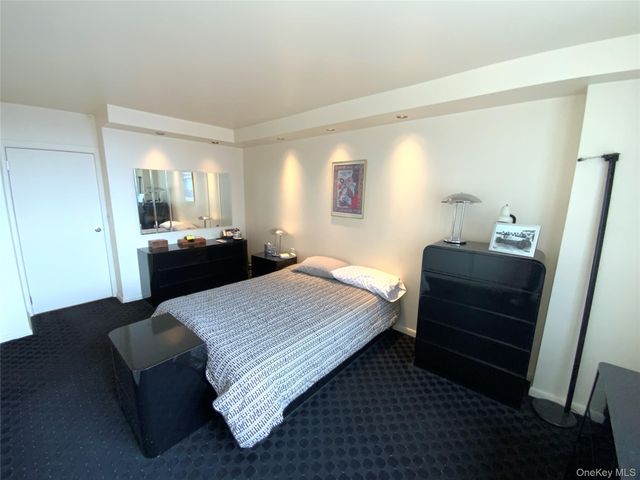 26910 Grand Central Parkway 27T, Floral Park, NY 11005