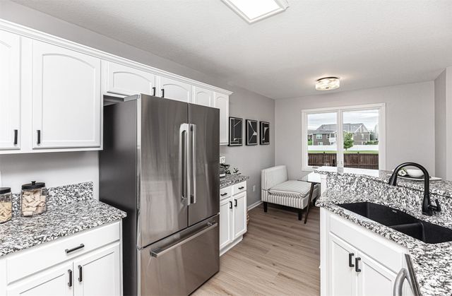 2022 NW Lakeside Drive, Ankeny, IA 50023