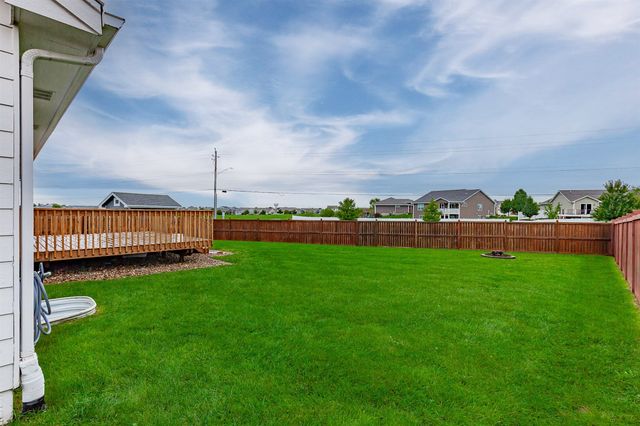 2022 NW Lakeside Drive, Ankeny, IA 50023