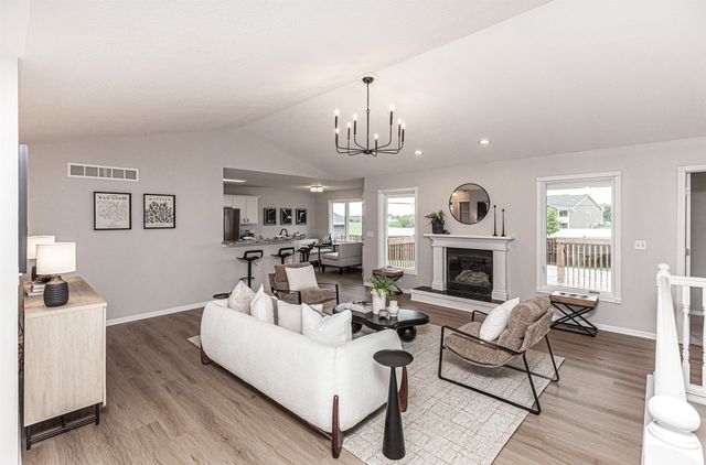 2022 NW Lakeside Drive, Ankeny, IA 50023