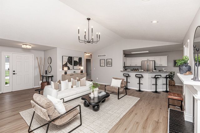 2022 NW Lakeside Drive, Ankeny, IA 50023