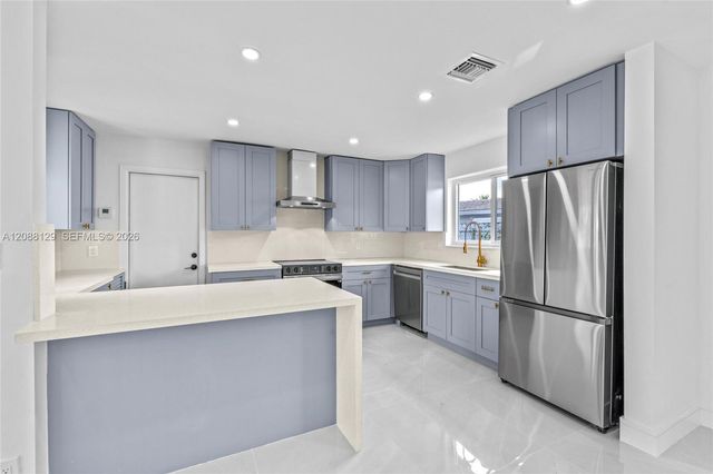 719 SW 25th Avenue 719, Boynton Beach, FL 33435